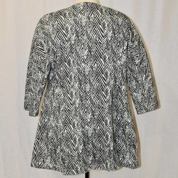 Like new CABI long dark & light grey blazer - Picture 2 of 5